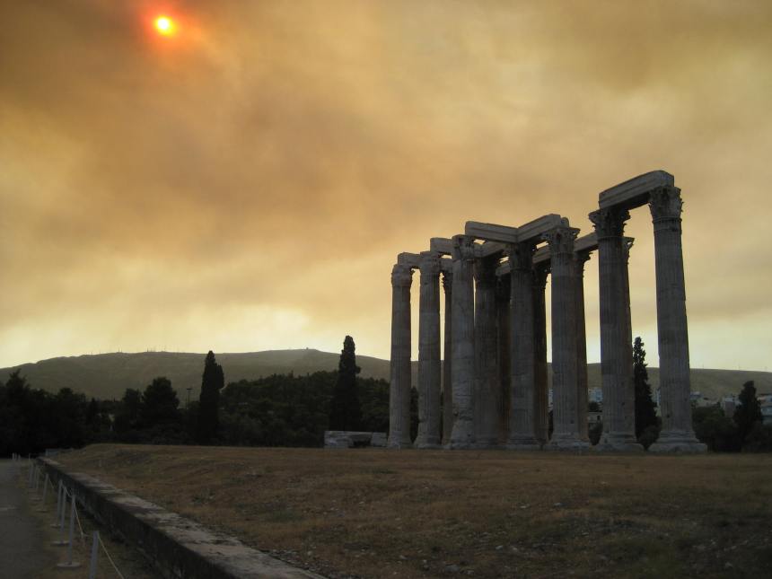 Zeus' Temple amid a smoke filled sky.  Greece suffered from devestating wild fires that year.